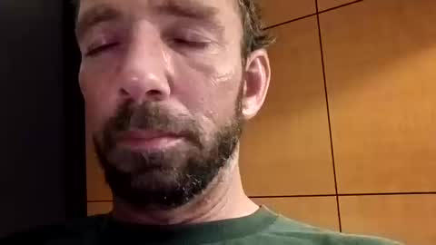 treedude303720 online show from 10-12-25, 03:27