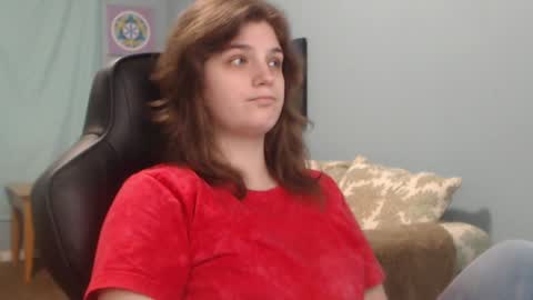 TreeJeanne online show from 12-19-24, 04:24