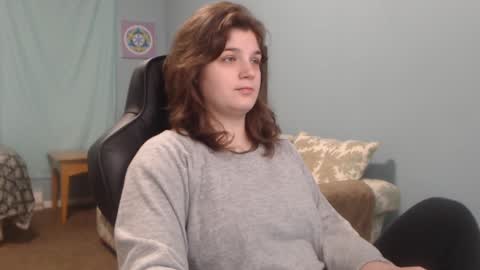 TreeJeanne online show from 12-23-24, 01:56