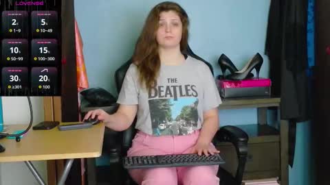 TreeJeanne online show from 10-23-25, 05:44