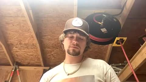 treeman817 online show from 04-20-26, 05:37