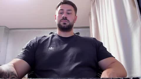 Snapshot of trentwest_ chatting on 07-18-26, 06:12 Trent online show from 07-18-26, 06:12