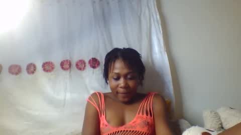 Snapshot of tresyamber chatting on 05-13-26, 09:55 tresyamber online show from 05-13-26, 09:55