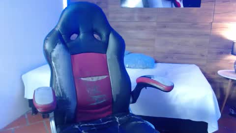 Snapshot of trevor_mob chatting on 03-06-26, 07:43 trevor_mob online show from 03-06-26, 07:43