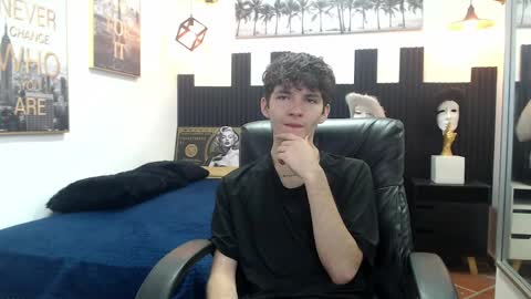 Snapshot of trevor_mob chatting on 06-04-26, 03:51 trevor_mob online show from 06-04-26, 03:51