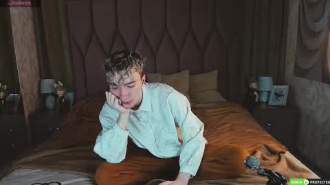 TrevorBenson online show from 12-02-25, 03:01