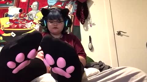 Snapshot of trhothoney chatting on 02-27-25, 04:52 Trixie online show from 02-27-25, 04:52