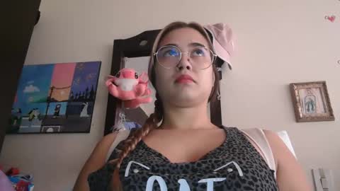 triana_bell online show from 02-16-26, 04:14