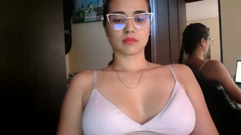triana_bell online show from 07-22-26, 09:17