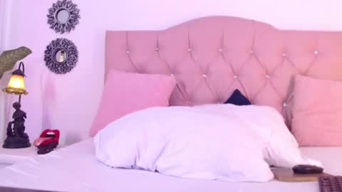 triana_crimson online show from 01-30-25, 09:47