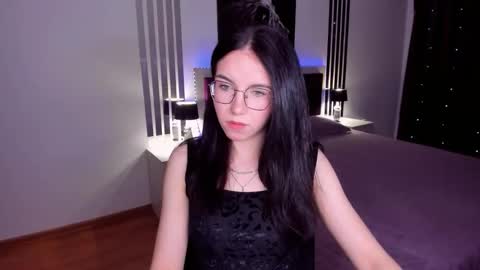TriciaDaisy online show from 05-18-26, 02:56