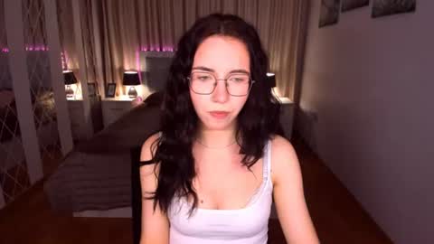 TriciaDaisy online show from 07-03-26, 03:51