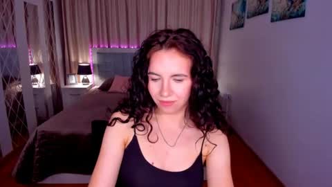 TriciaDaisy online show from 07-24-26, 03:43