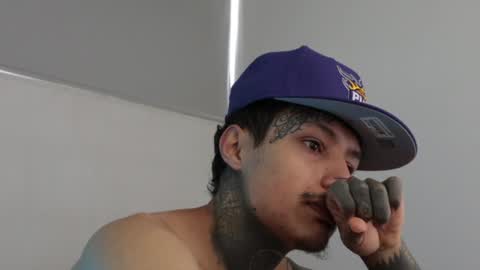 - trieone online show from 12-03-24, 01:32