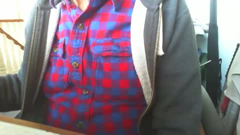 Snapshot of triggerfinger1 chatting on 01-10-25, 01:09 Steve online show from 01-10-25, 01:09