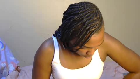 trina_z online show from 07-25-26, 07:33