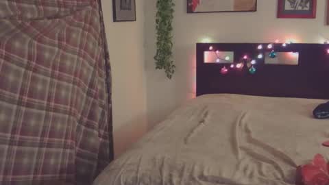 Trina Tushy Deluxe online show from 11-30-25, 12:36