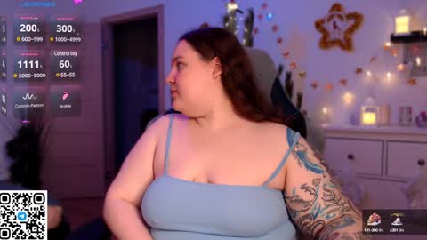 Snapshot of trinititi chatting on 12-13-24, 06:27 Tina online show from 12-13-24, 06:27