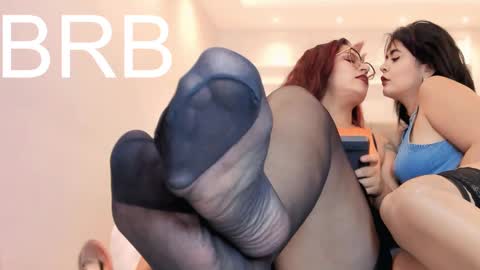 Snapshot of trinitixx chatting on 02-09-25, 03:43 Triny online show from 02-09-25, 03:43