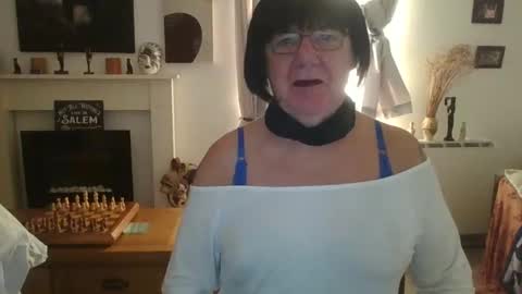 trinity1011 online show from 01-03-25, 08:43