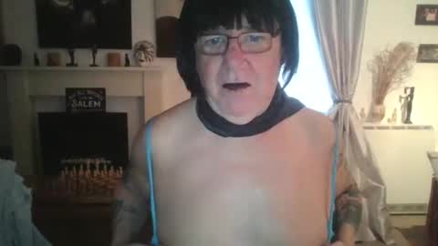 trinity1011 online show from 03-11-25, 06:43