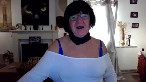 trinity1011 online show from 10-26-25, 07:25