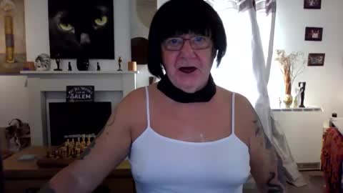 trinity1011 online show from 10-27-25, 07:56