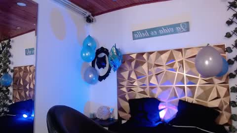 trinity_knox online show from 09-16-25, 05:36