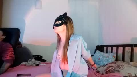 Snapshot of trioa chatting on 02-02-25, 05:21 Tony and Kristina wait you everyday start 2230-0000 GMT online show from 02-02-25, 05:21