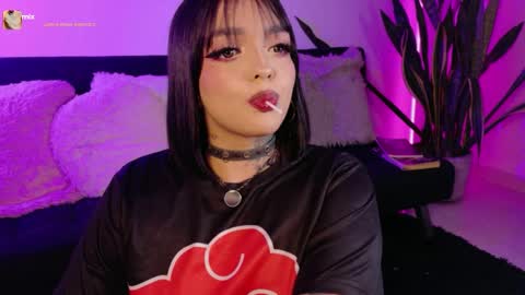 Val martinez  online show from 04-25-26, 12:35