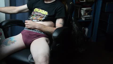 Snapshot of tripstocum chatting on 11-09-25, 11:41 FluideAmer online show from 11-09-25, 11:41