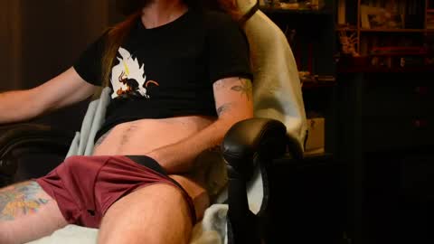 Snapshot of tripstocum chatting on 05-15-26, 02:18 FluideAmer online show from 05-15-26, 02:18