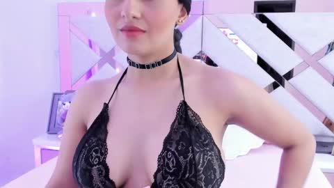 Trissha online show from 04-24-26, 02:19