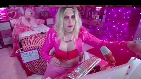 trista_doll online show from 02-15-25, 12:04