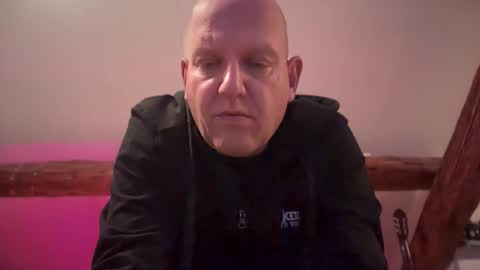 Snapshot of tritonspace chatting on 09-19-25, 02:13 Triton online show from 09-19-25, 02:13