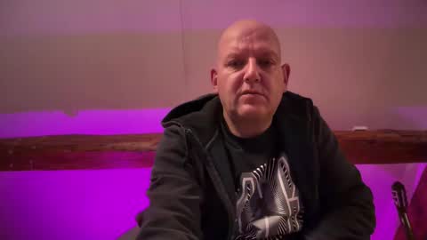 Triton online show from 10-02-25, 02:51