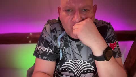 Snapshot of tritonspace chatting on 04-20-26, 10:44 Triton online show from 04-20-26, 10:44