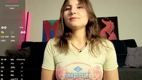 trixibell online show from 12-19-25, 04:41