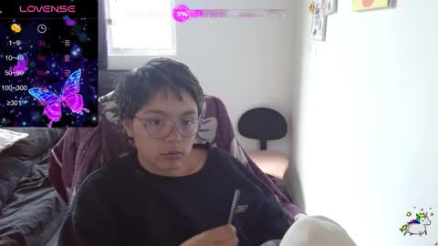 Snapshot of trixie_tangg chatting on 11-16-25, 06:02 Kitty online show from 11-16-25, 06:02