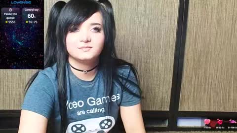 Snapshot of trixiedoescamcam chatting on 01-11-25, 01:27 trixiedoescamcam online show from 01-11-25, 01:27