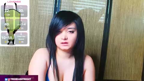 Snapshot of trixiedoescamcam chatting on 09-25-25, 04:21 trixiedoescamcam online show from 09-25-25, 04:21
