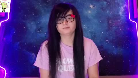 trixiedoescamcam online show from 05-20-26, 05:08