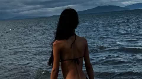 trixieemerald online show from 01-21-25, 11:24