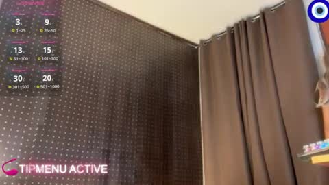 Snapshot of trixieemerald chatting on 06-13-26, 12:52 trixieemerald online show from 06-13-26, 12:52