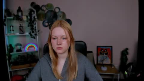 Trixy online show from 04-22-26, 11:12