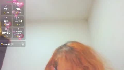 Snapshot of trixy_roses chatting on 12-01-25, 06:02 Trixy Rose online show from 12-01-25, 06:02