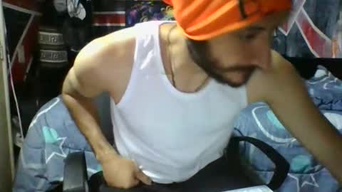 Snapshot of trizquelmen chatting on 06-09-26, 04:57 Andrew online show from 06-09-26, 04:57