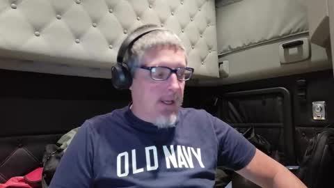 Snapshot of trkdrvr4you chatting on 11-04-25, 01:48 TiggerLover73 online show from 11-04-25, 01:48