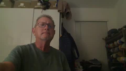 Troffer online show from 10-28-25, 02:59