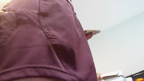 trojanswingers online show from 04-29-26, 06:47